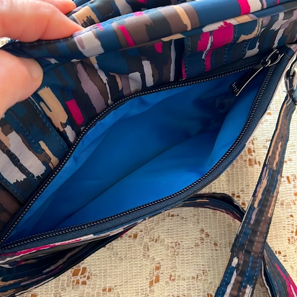 Lug Carousel Crossbody Bag Purse Quilted Blue Pink Detachable Shoulder Strap - Picture 8 of 9